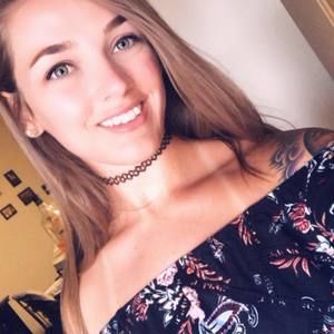 Meet your Posher, Phoebe